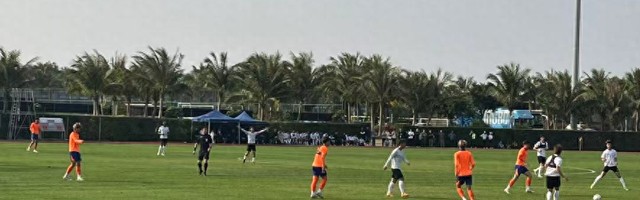 世俱杯下注网站-热身赛山东泰山1比2被大连逆转，新星内切远射破门，两套阵容出场|英博|大连英博|泰山队|王昊斌|梅帅军_新浪体育_新浪新闻