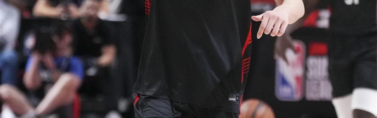 10分4篮板5助攻1抢断3盖帽，NBA夏季联赛杨瀚森完美亮相