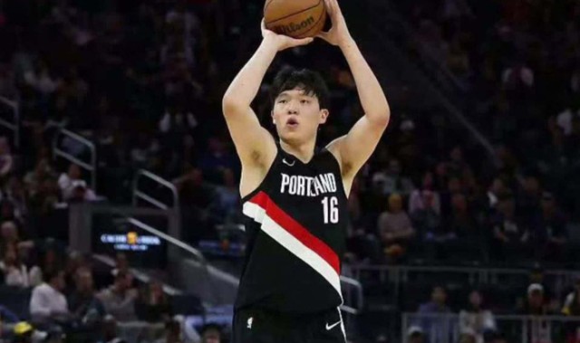 世俱杯下注网站-中国球员NBA首秀：姚明0分，杨瀚森2分，易建联纪录天花板|杨翰森|达拉斯小牛队|芝加哥公牛队|波特兰开拓者队|明尼苏达森林狼队_新浪体育_新浪新闻